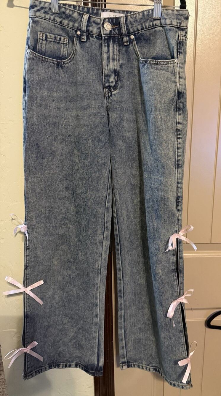 Rise Supply Co Women’s Junior Size 3 Jeans With Pink Bows